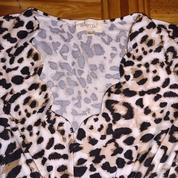 ⭐️Meraki blouse ⭐️3 items for $10.00 bundle items to get the deal!⭐️ - Picture 4 of 10